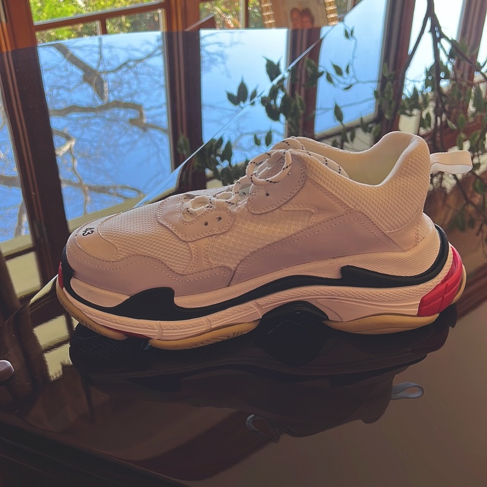 sneakers